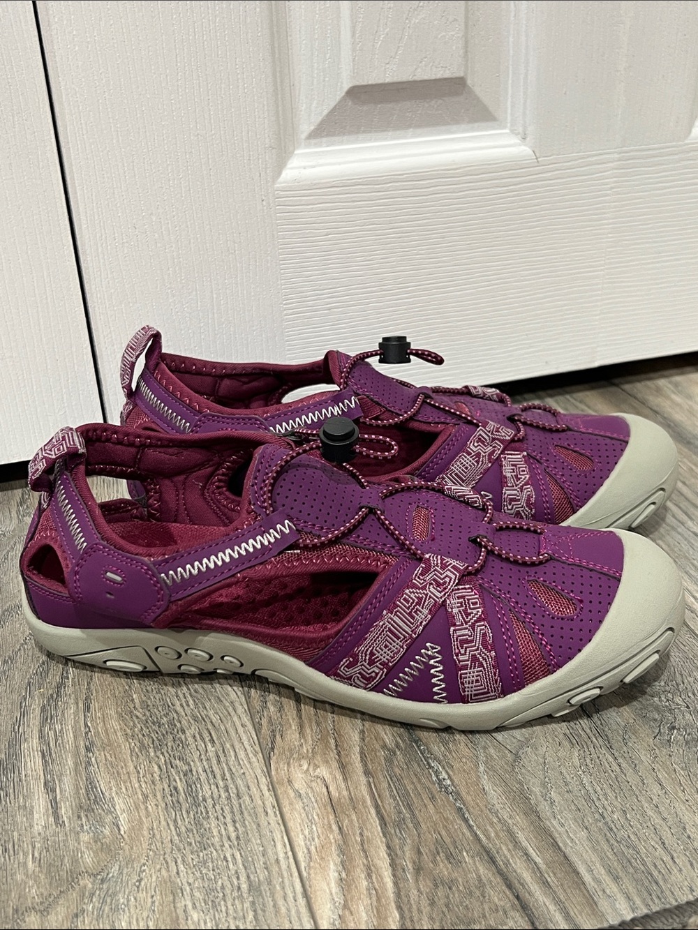 Women’s Purple Outdoor Sandals with Quick-Adjust Closure